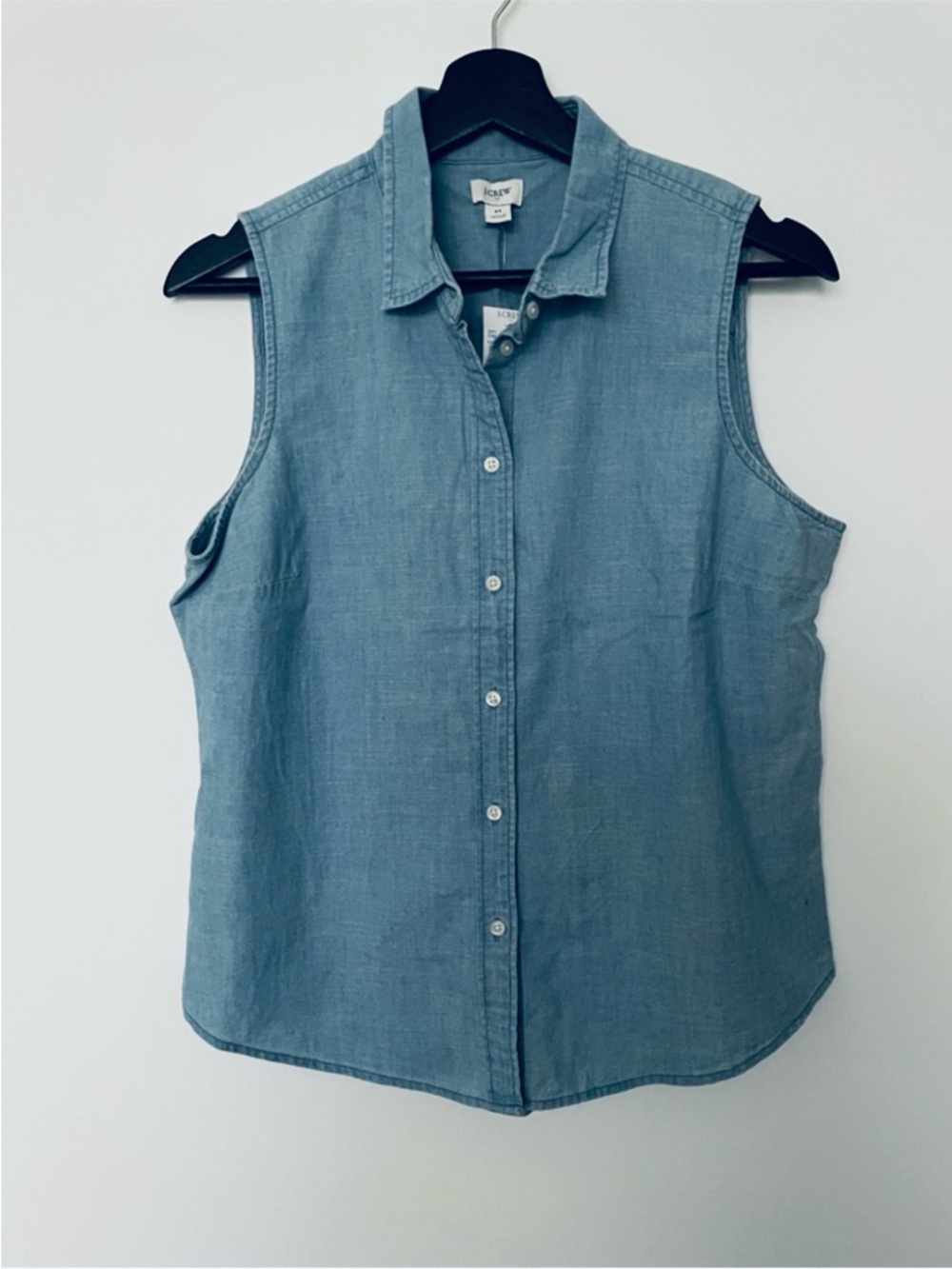 J. Crew Factory Sleeveless Chambray Button-Down Shirt in Light Blue - Picture 3 of 6